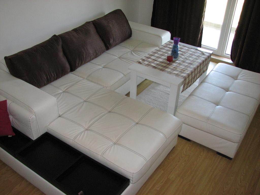Two-Bedroom Apartment Donika ツァレヴォ エクステリア 写真